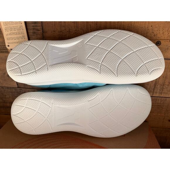 ARCOPEDICO J51 Banff Women's Slip on Shoes in color Sky Sz EU-40 - Picture 9 of 9